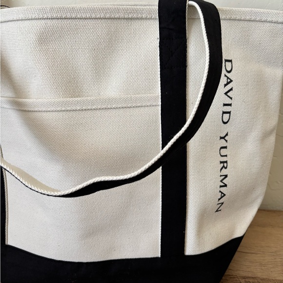NEW David Yurman Black and White Canvas Tote - Picture 2 of 4